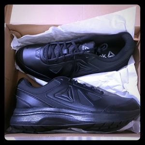 REBOOK DMX MAX ULTRA , SIZE 10.5